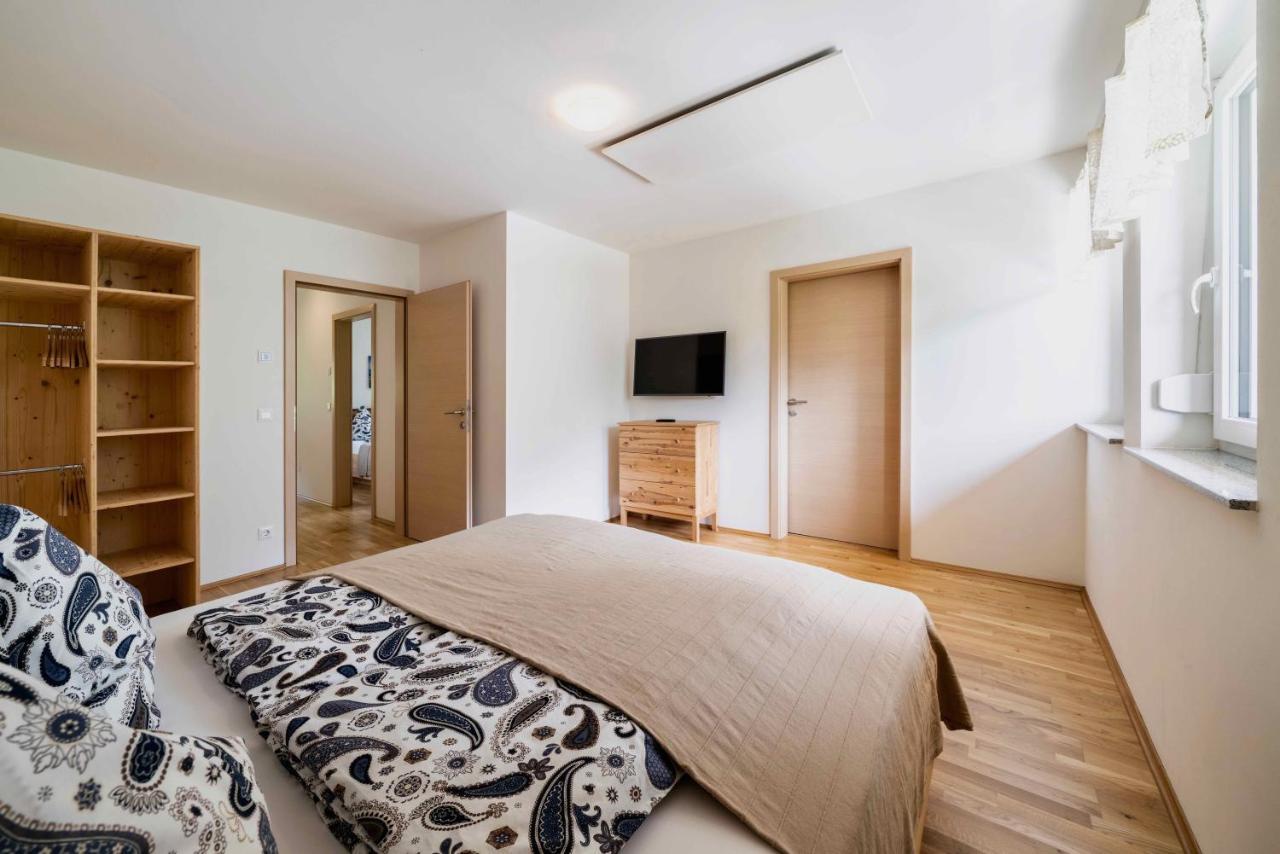 1Schoenes Ferienhaus Im Sonnigen Kaernten Döbriach Kültér fotó